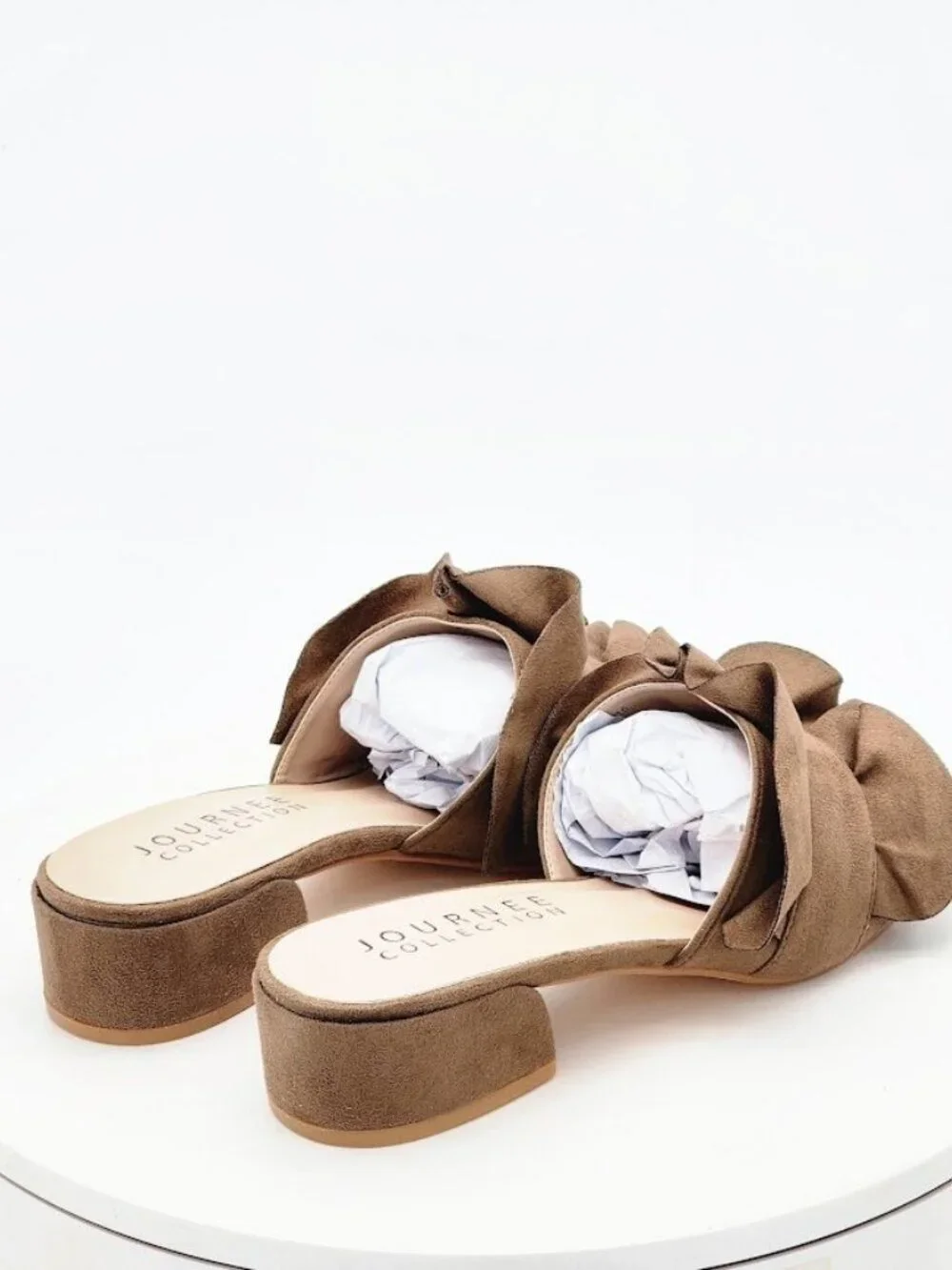 Journee Collection step into